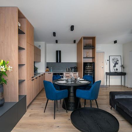 ורוצלב Nice View Apartment, Free Underground Parking, City Square 6 Min מראה חיצוני תמונה
