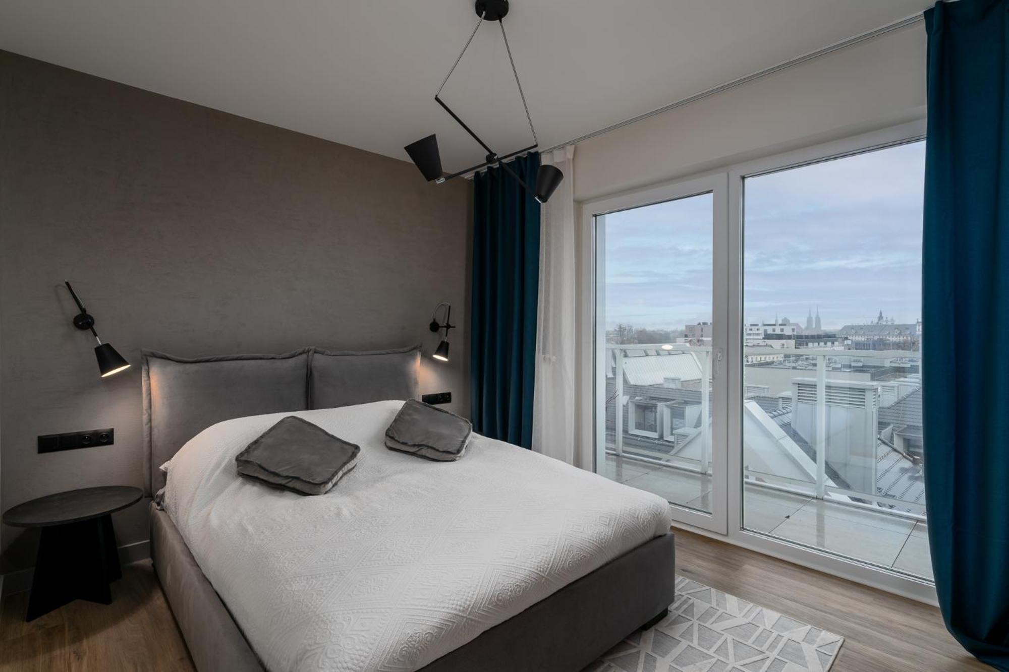 ורוצלב Nice View Apartment, Free Underground Parking, City Square 6 Min מראה חיצוני תמונה